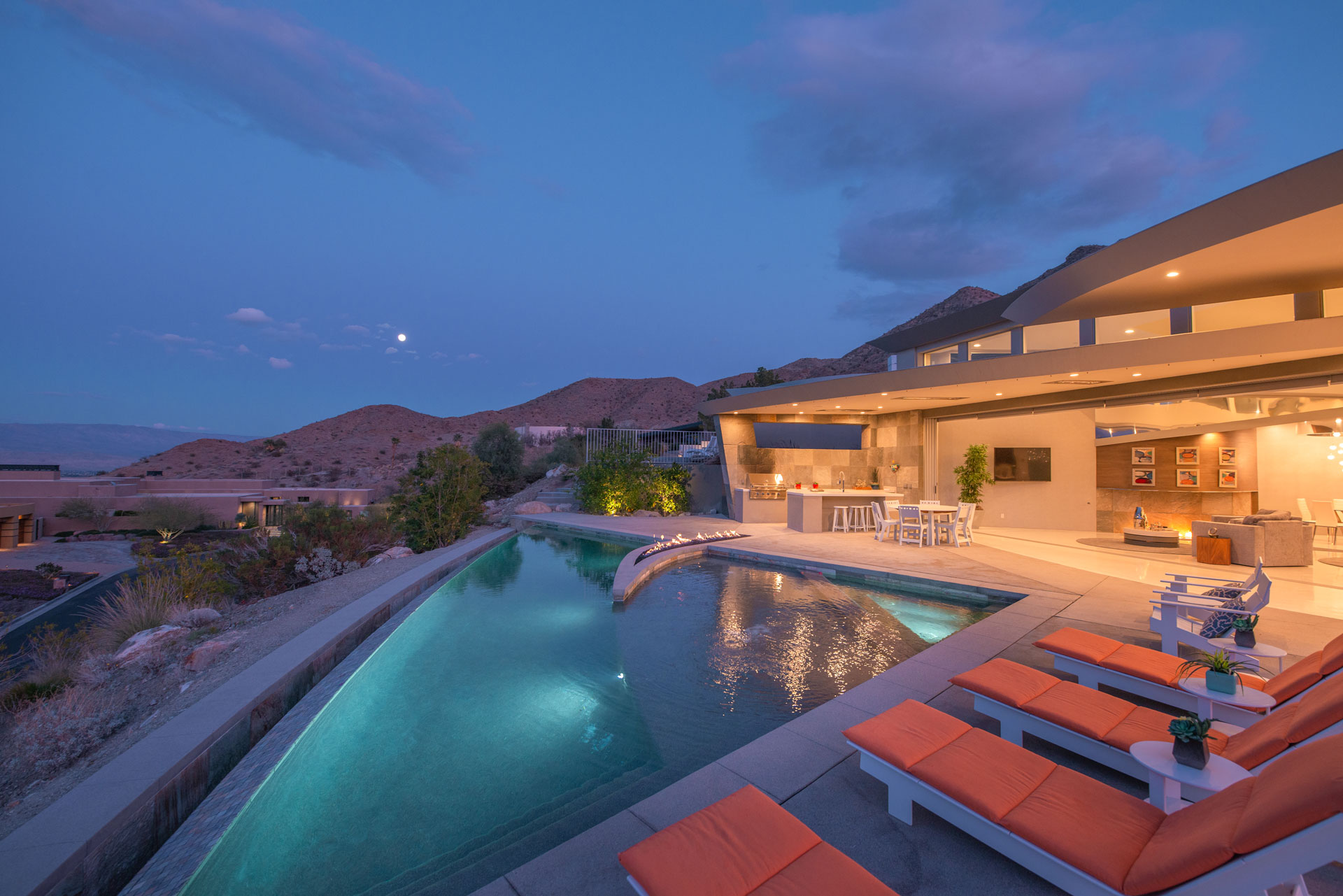 palm springs luxury rentals pool and night sky view